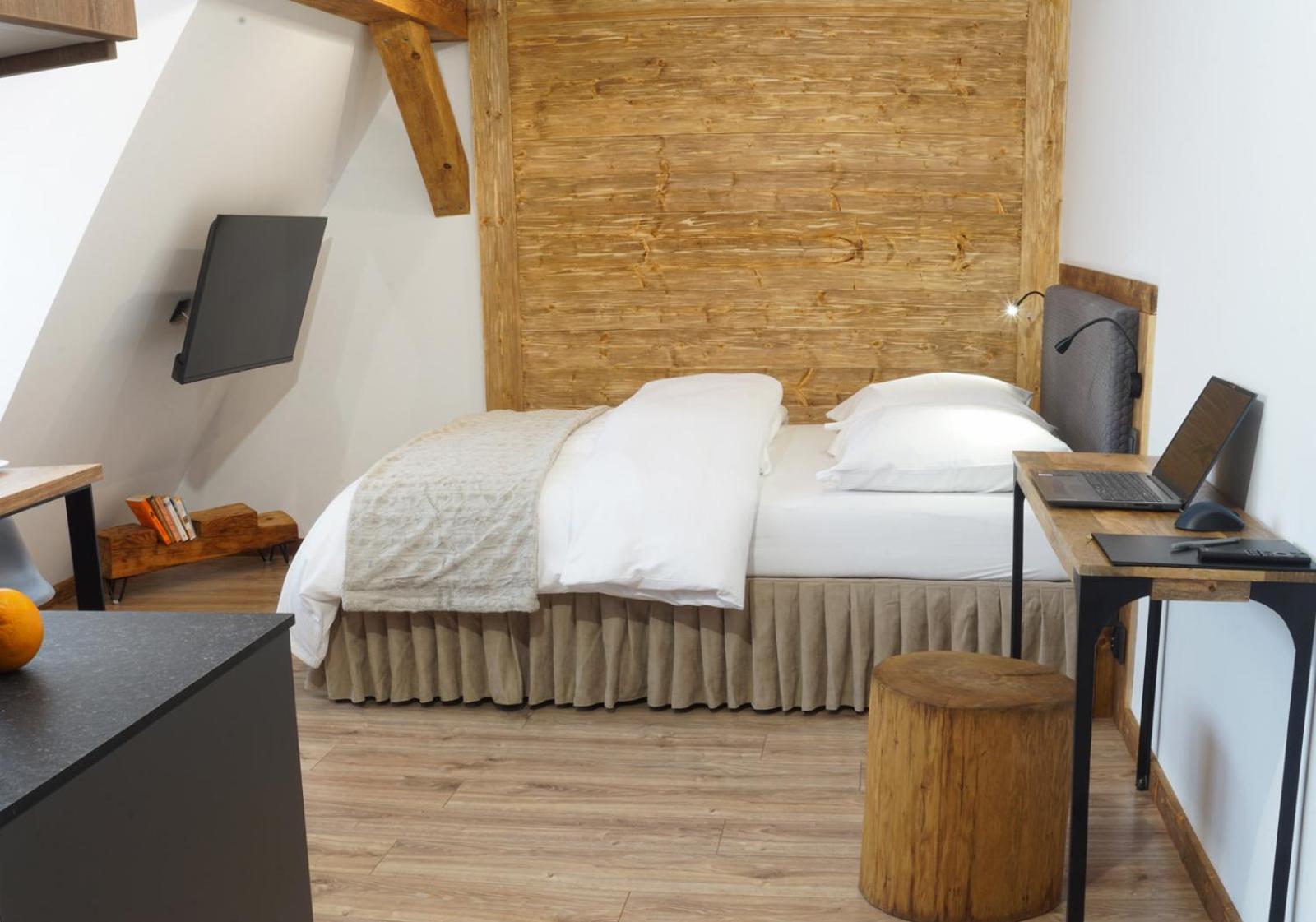 Kamienica Na Nowo Apartamenty Warszawska มรุงโกโว ภายนอก รูปภาพ